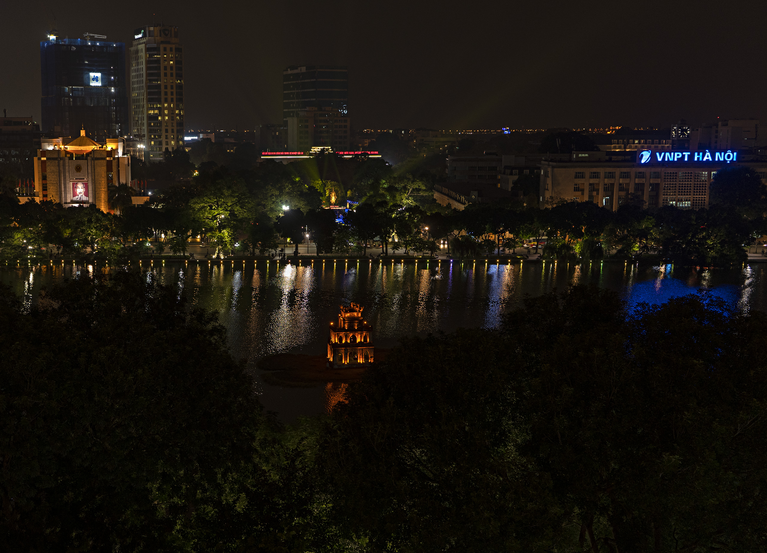 Ha Noi, turtle tower from distance